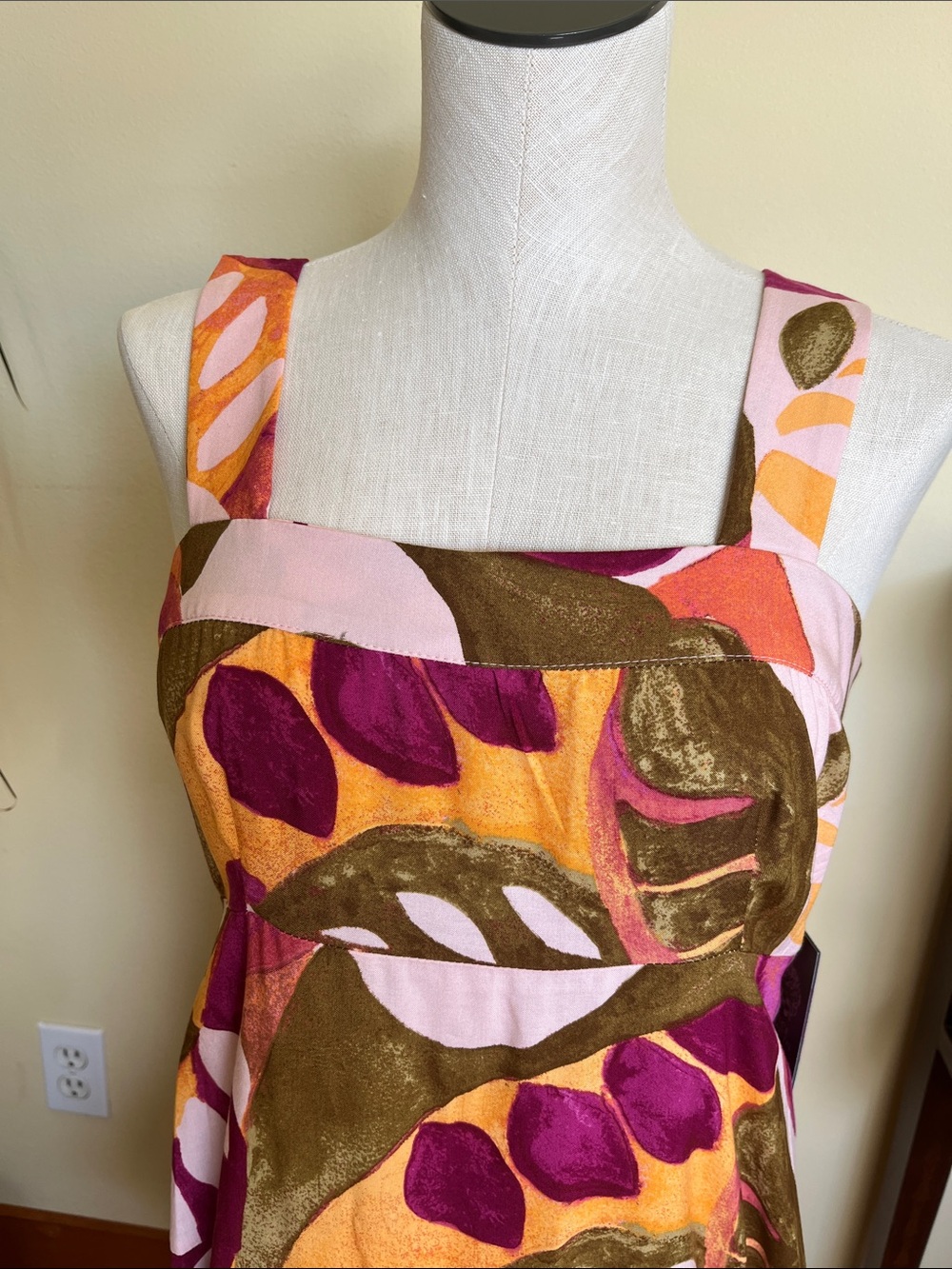 Vince Camuto Leaf-Print Maxi Dress, Small